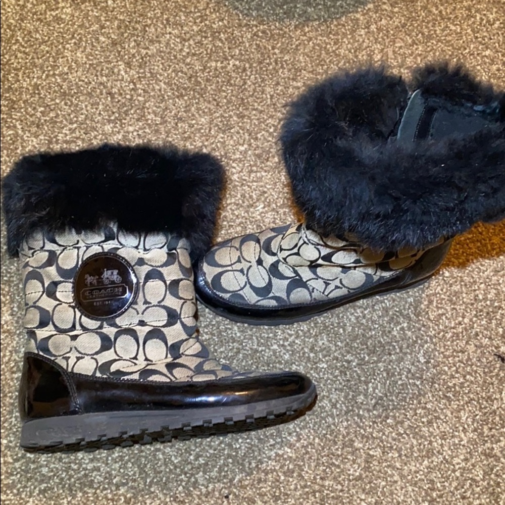 Coach Fur black boots